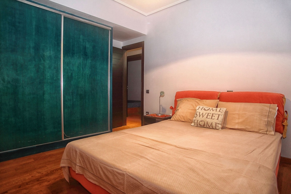 Apartment, 3 Bedrooms (Two Floors)