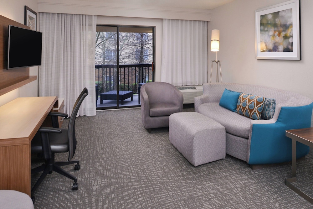 Suite, 1 Bedroom photo 3