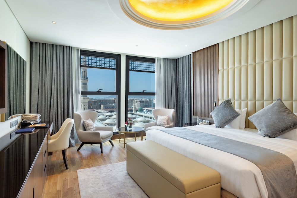 Royal two bedroom suite haram view photo 3
