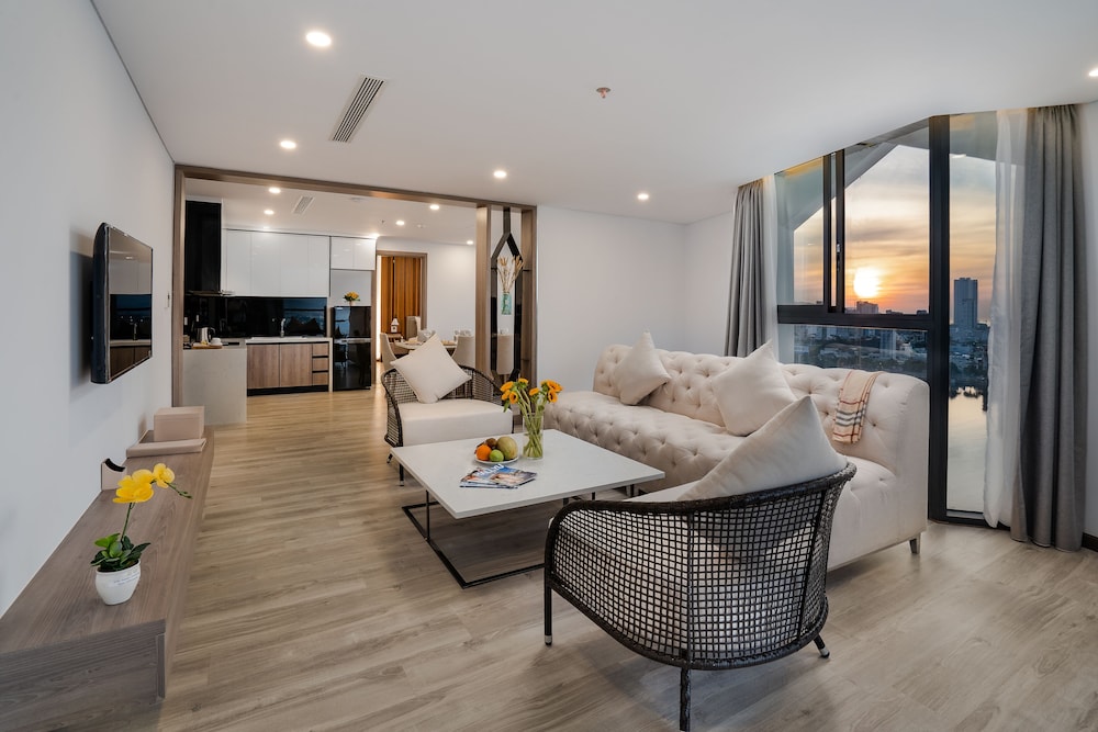 Family Suite, 2 Bedrooms, Riverfront