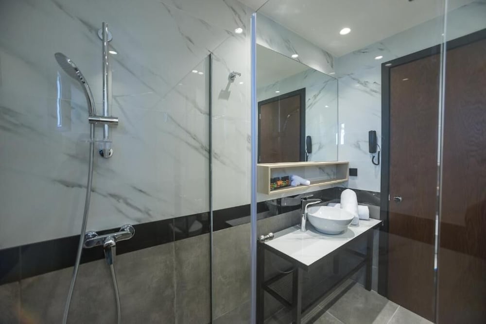 Superior Double Room - Photo 7