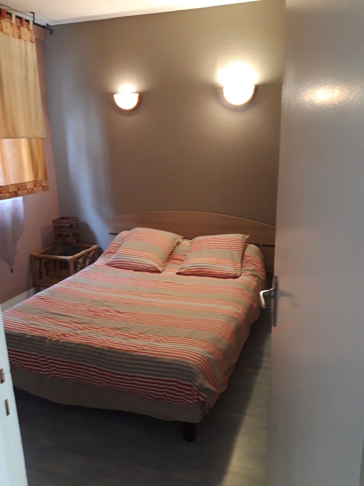 Apartment (Guernesey)