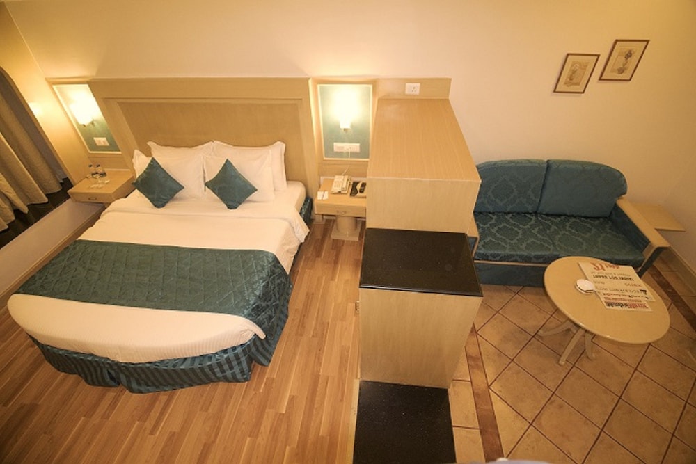 Executive Room photo 2