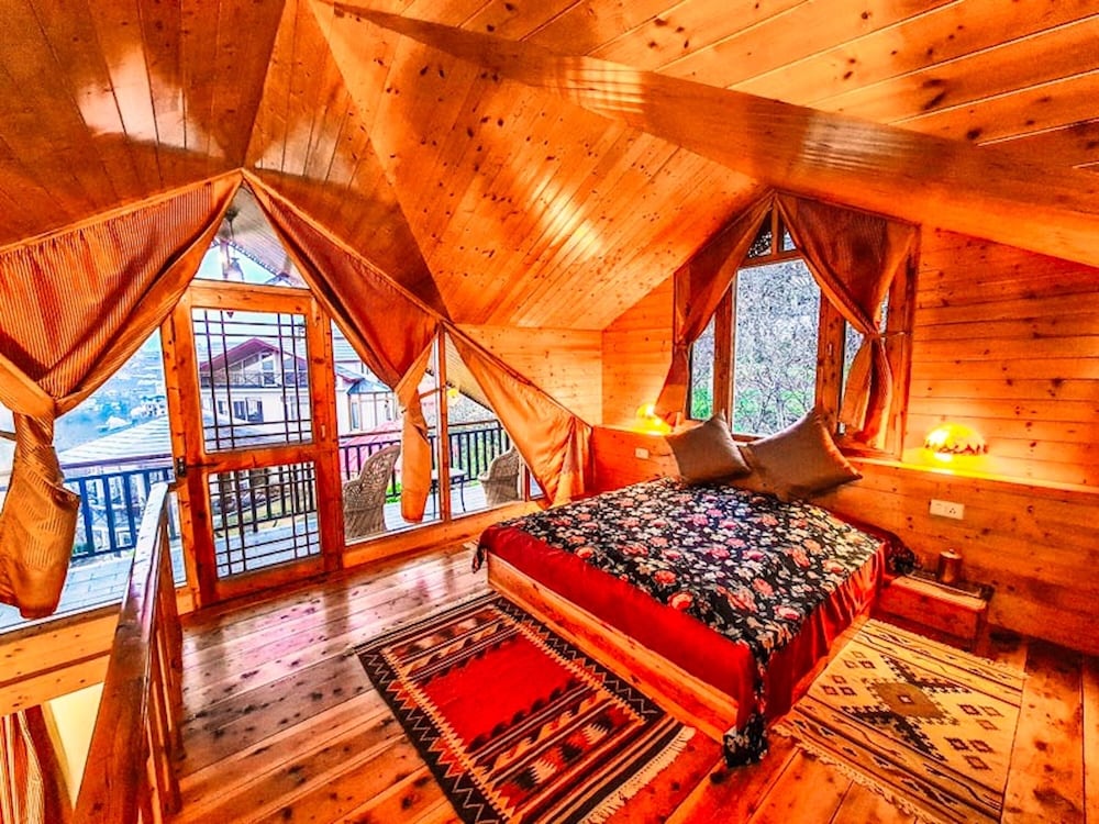 Apple Suite Balcony with Mountain View photo 1