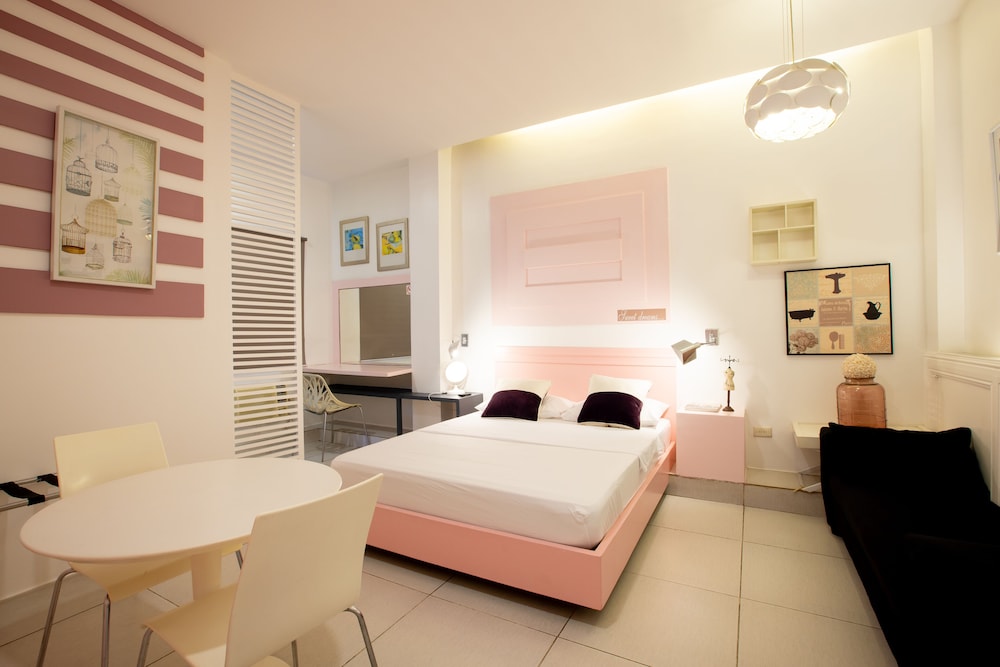 Studio Suite, 1 Queen Bed