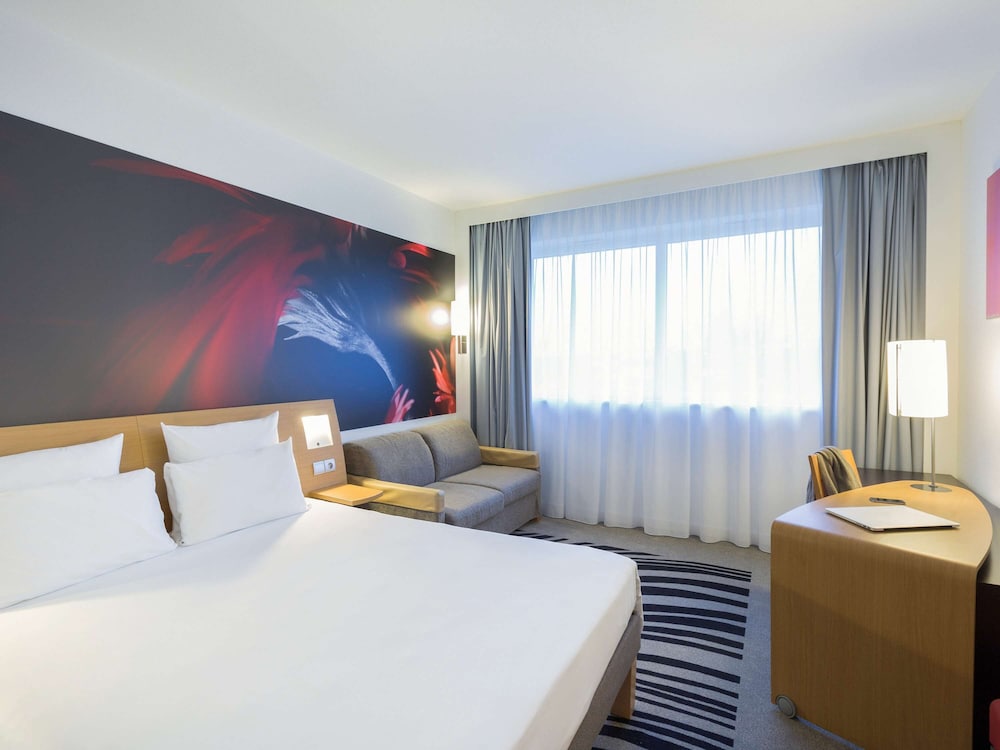 Superior Room, 1 Double Bed with Sofa bed - Photo 8