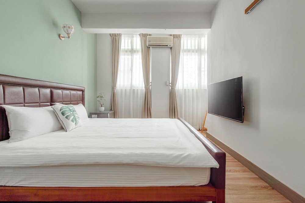 Standard Double Room - Photo 6