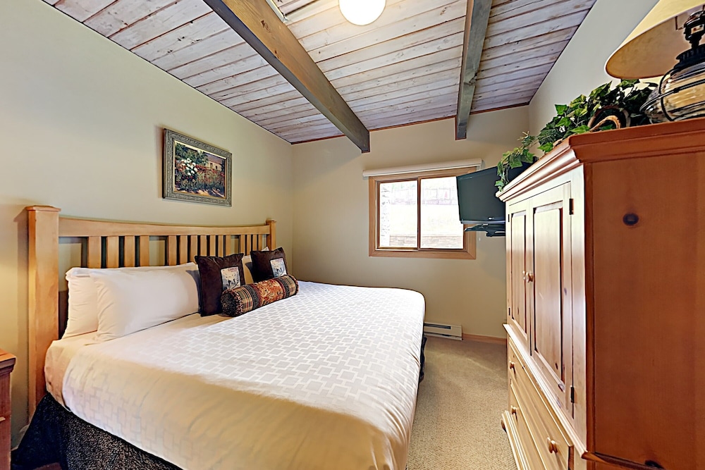 Deluxe Two Bedroom ~ D2H photo 3