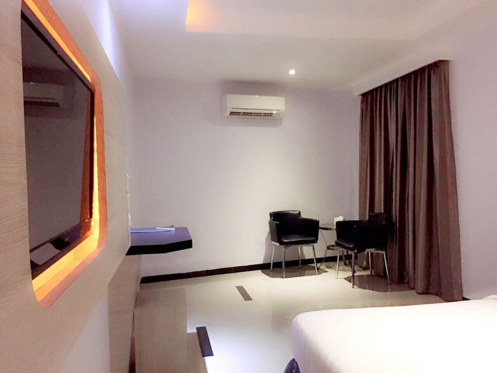 Family Room (VIP Gold) - Photo 4