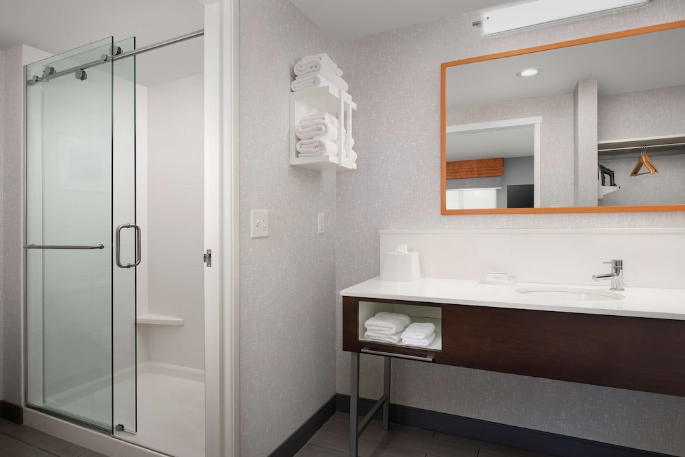 Suite, 2 Queen Beds, Accessible - Photo 10