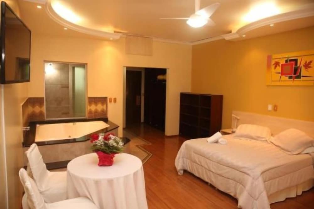 Suite, 1 Double Bed, City View photo 2