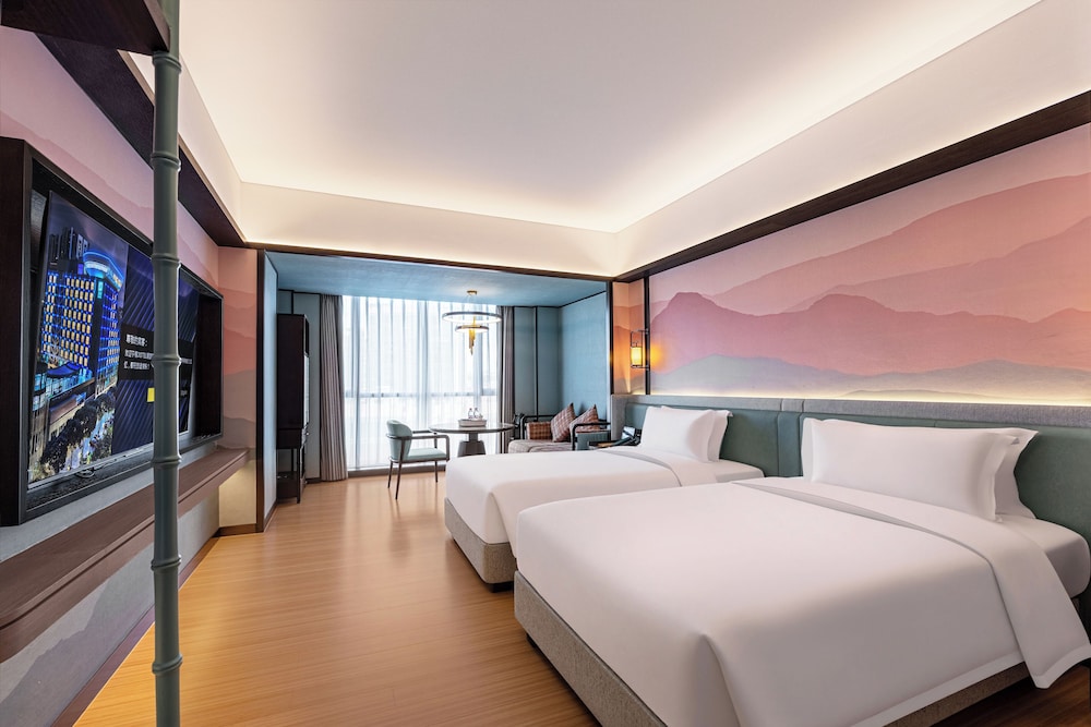 Signature Double Room, Multiple Beds, Non Smoking, City View