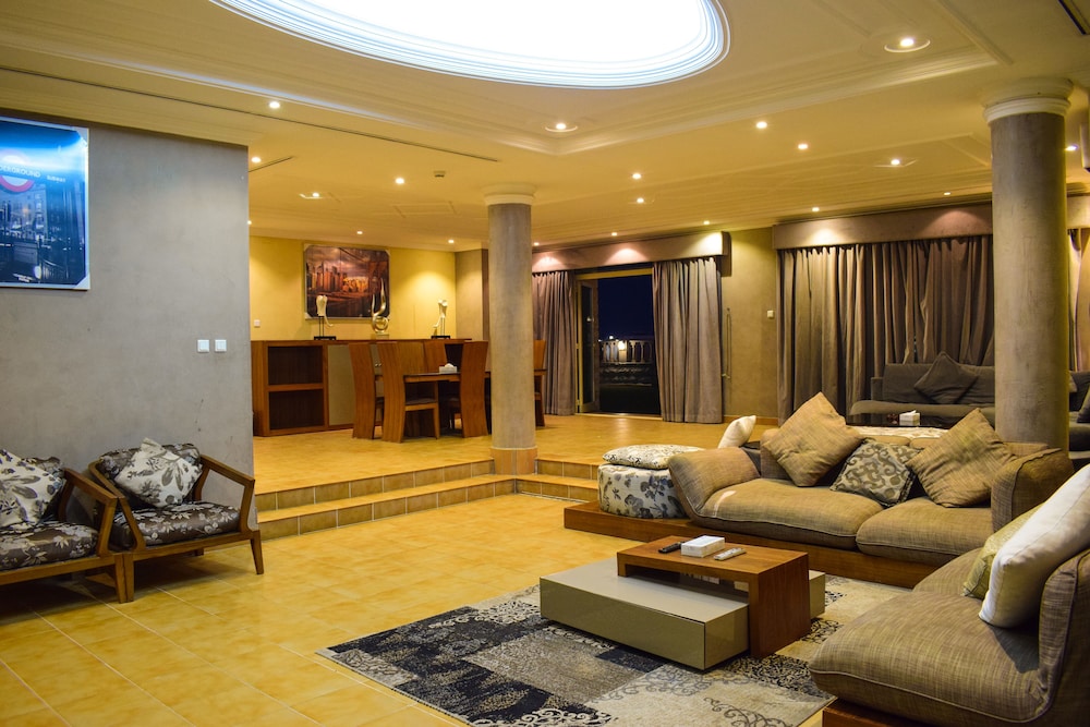 Signature Villa photo 1