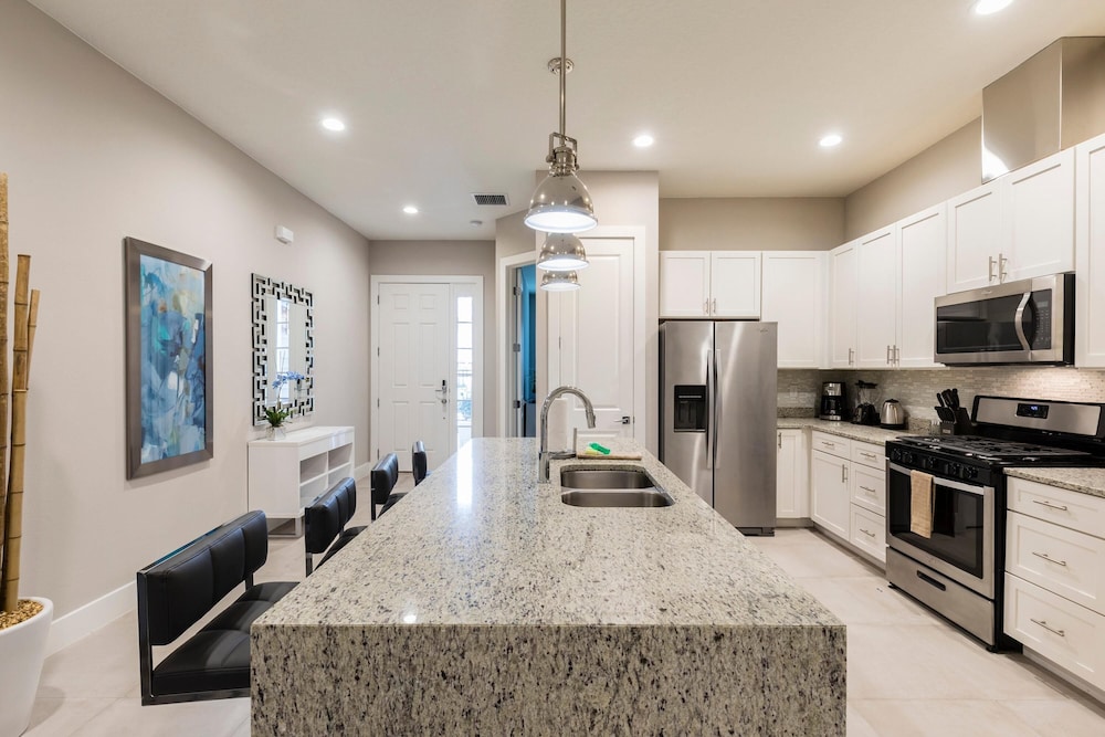 4 BR 4 BA Skjult Perle Min Disney 1804ft, Billede 7
