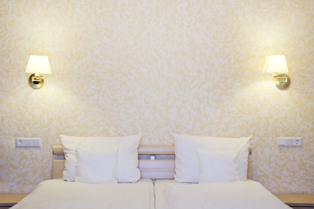 Standard Double Room - Photo 17