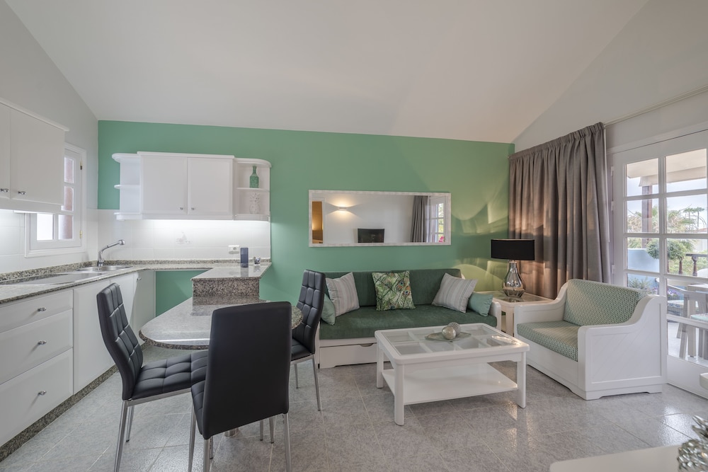 Standard Apartment, Multiple Beds (3 Adults) - Photo 6