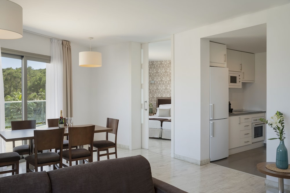Premium Apartment, 2 Bedrooms, Balcony, Harbor View