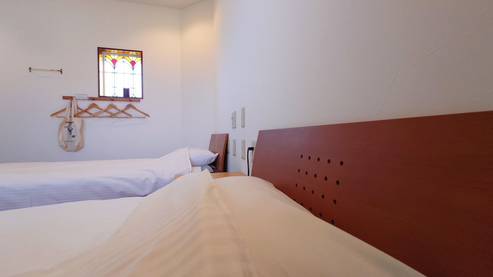 Twin Room, Accessible photo 3