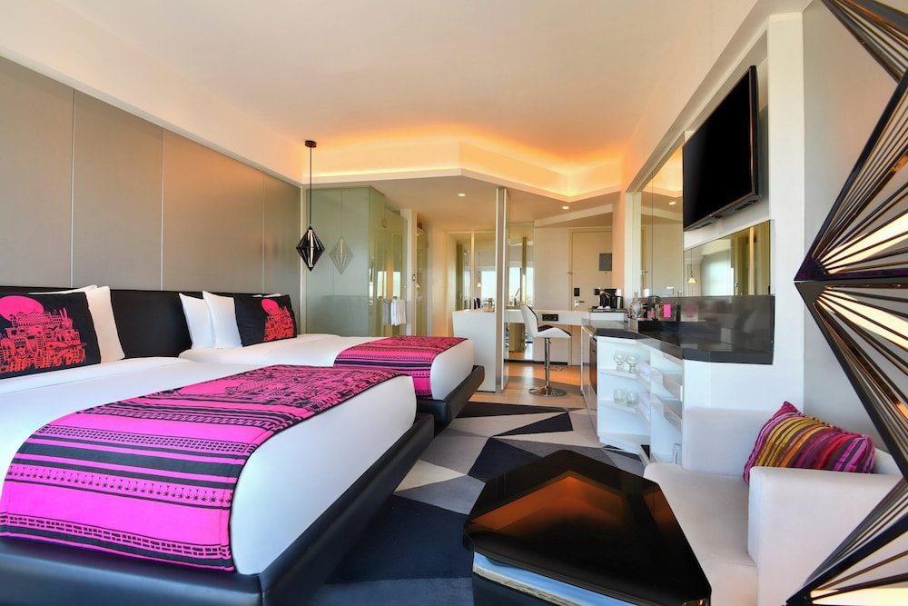Deluxe Room, 2 Twin Beds photo 2
