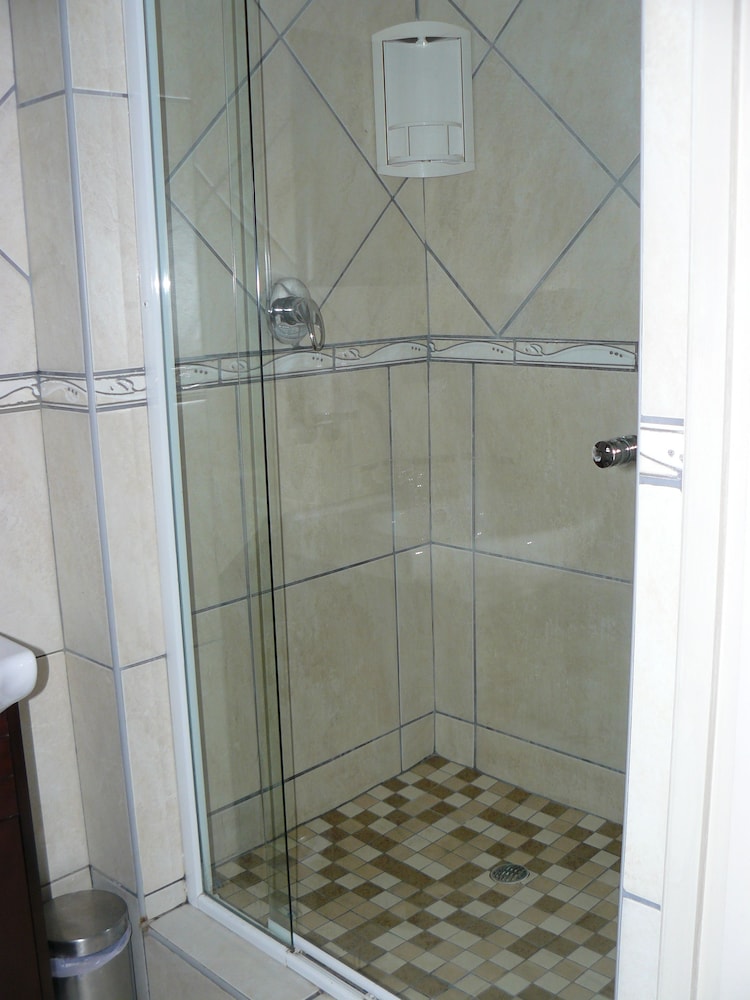 ROOM 8 Luxury photo 2
