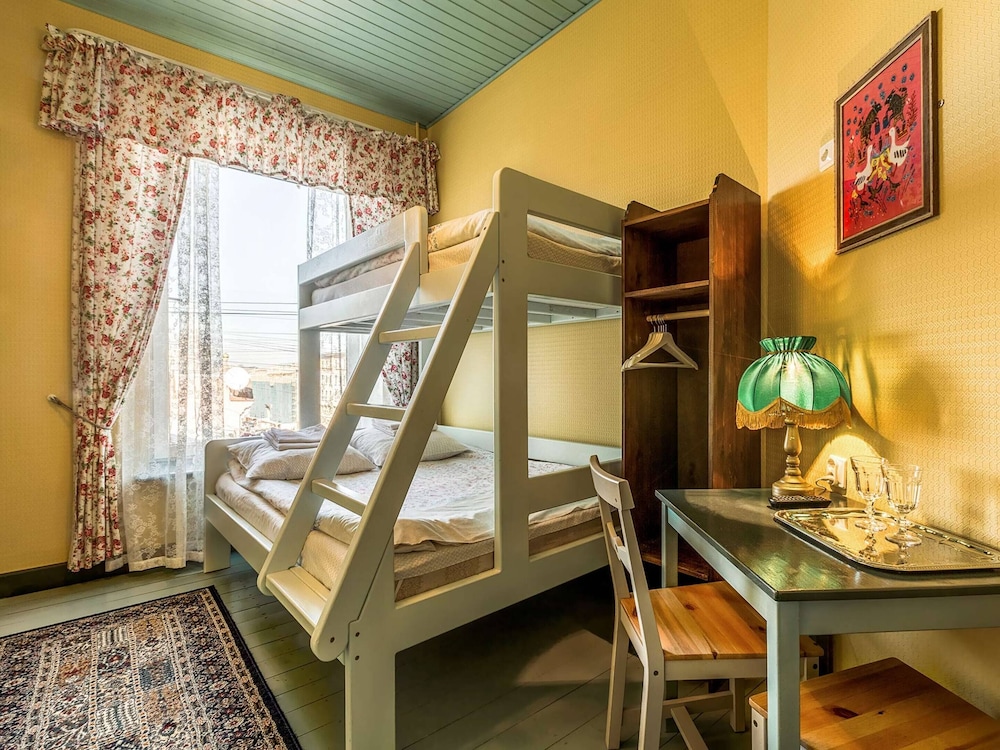 Superior Triple Room, Private Bathroom, City View photo 1