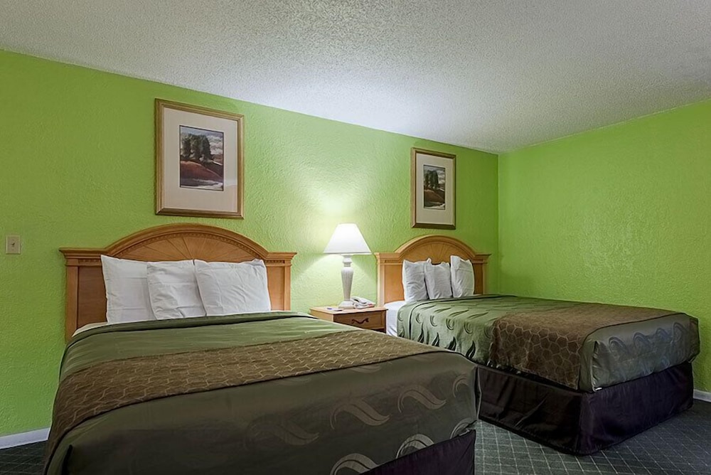 Standard Room, 2 Queen Beds, Non Smoking photo 1