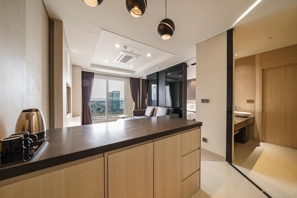 Royal Suite - Photo 7