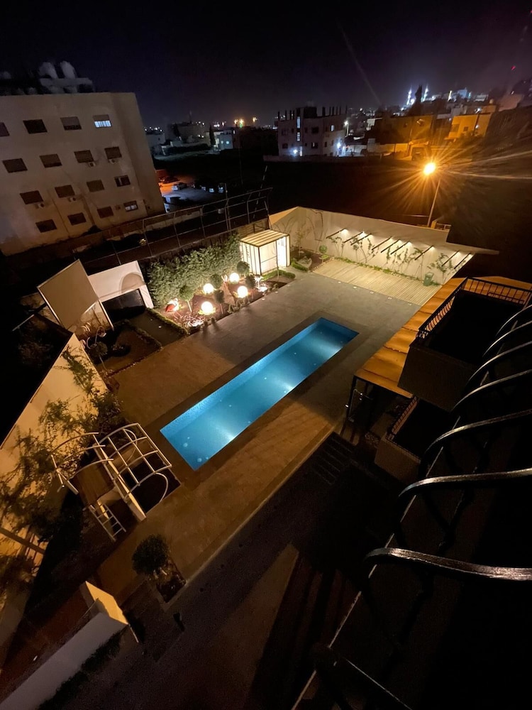 Deluxe Triple Room - Photo 5