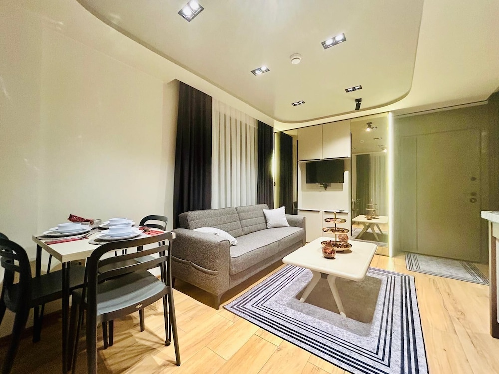 Standard Condo, Garden View photo 3