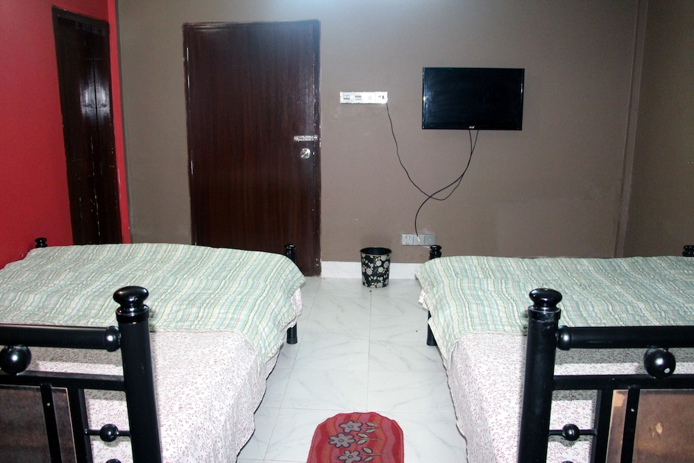 Superior Room, Multiple Beds, Accessible, Smoking photo 1