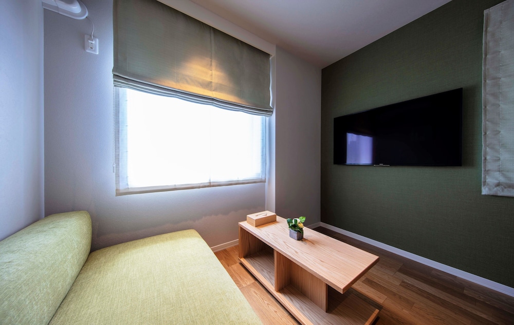 Superior Room, Non Smoking (B) photo 3