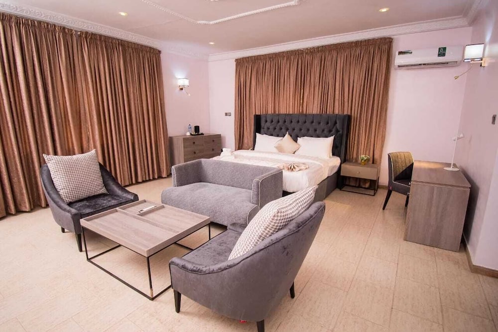 Executive Room