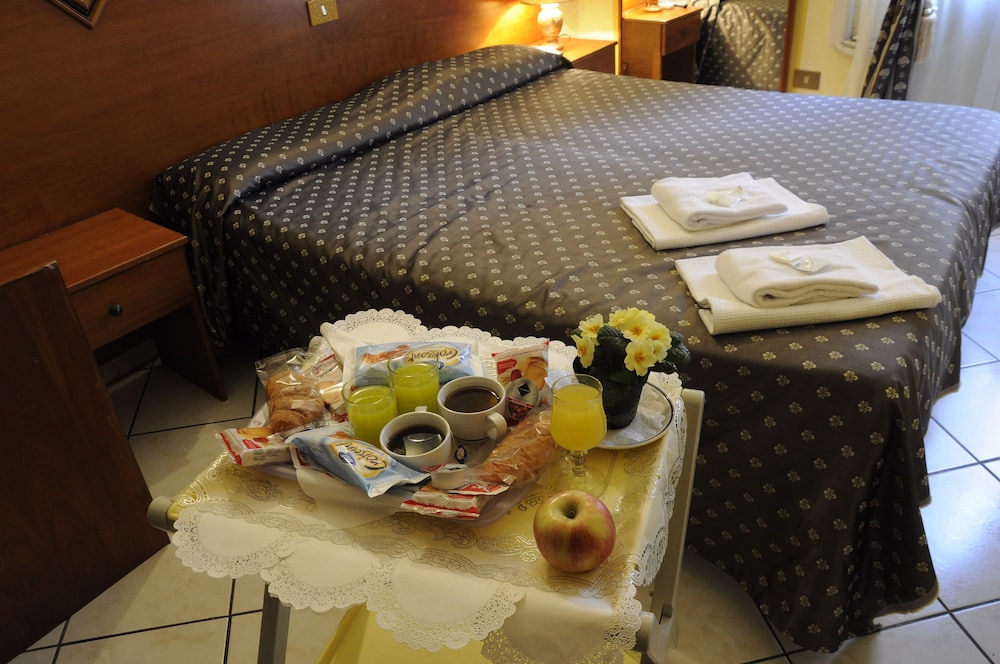 Single Room photo 3
