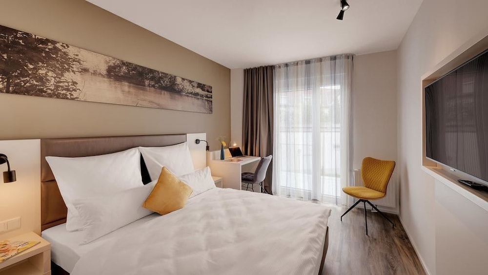 Standard Double Room, 1 Queen Bed photo 2