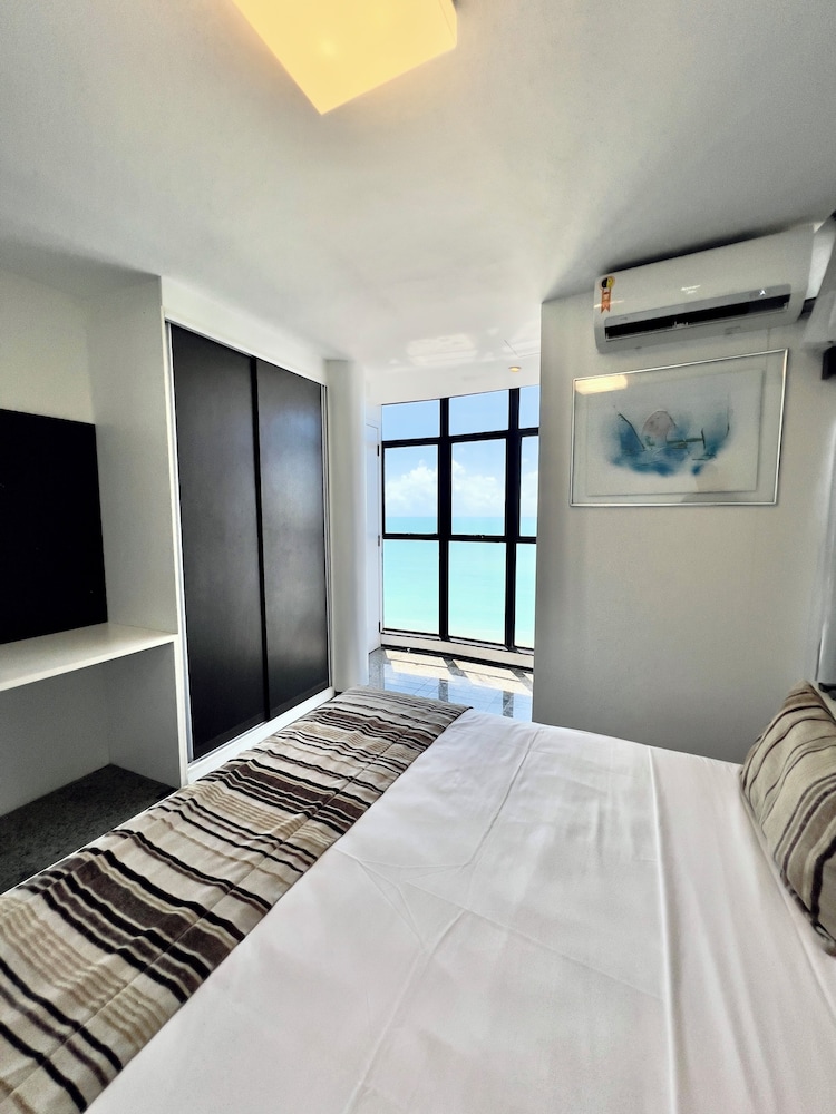Executive Room - Photo 4