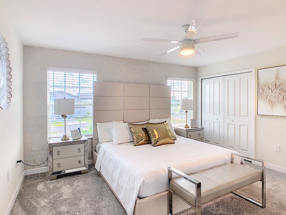 Apartment (Happy Haven at Storey Lake Resort by )