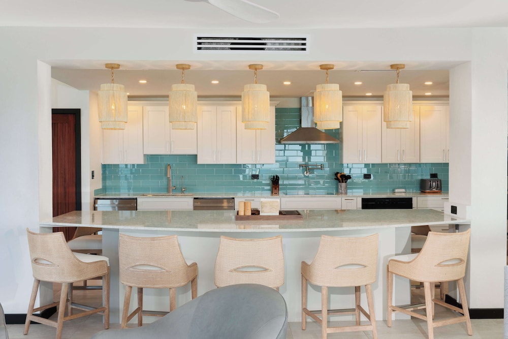 Room (blue Heaven Rendezvous)