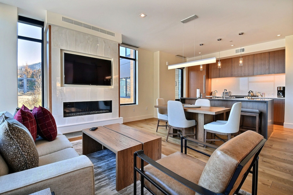 Room, 1 Bedroom (Residence) - Photo 23