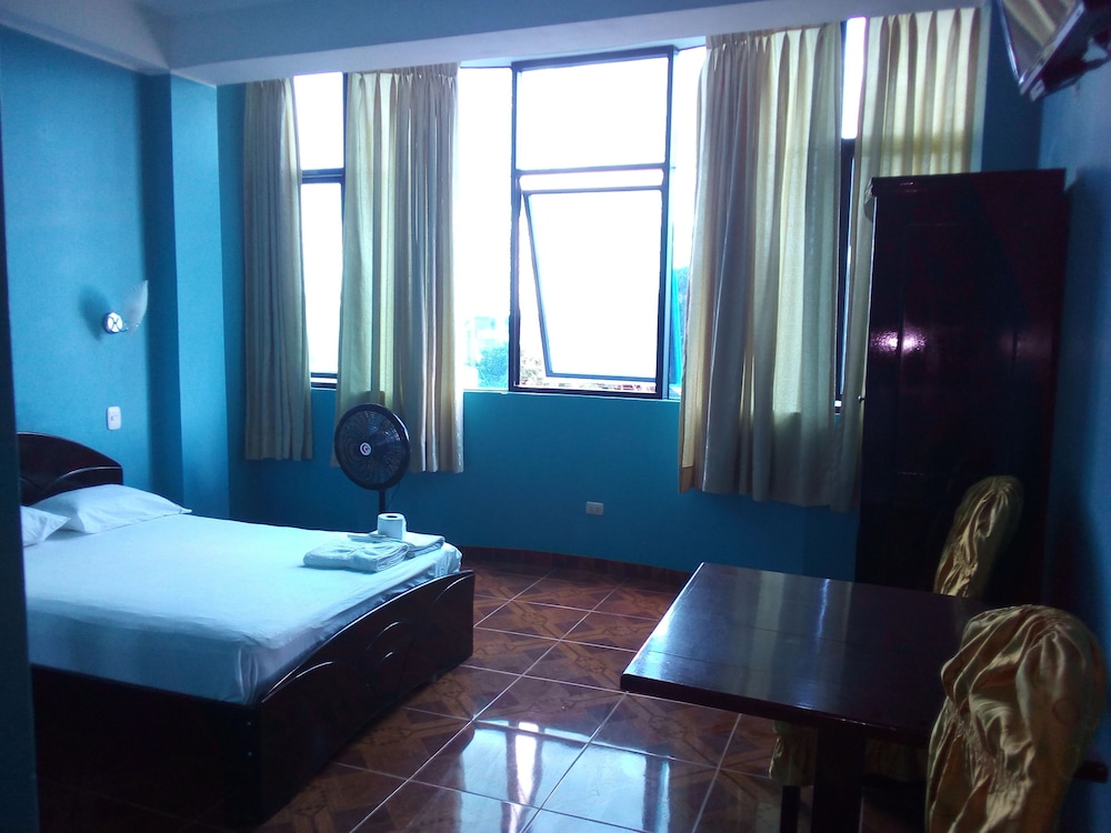 Family Room, 1 Bedroom, Private Bathroom photo 2