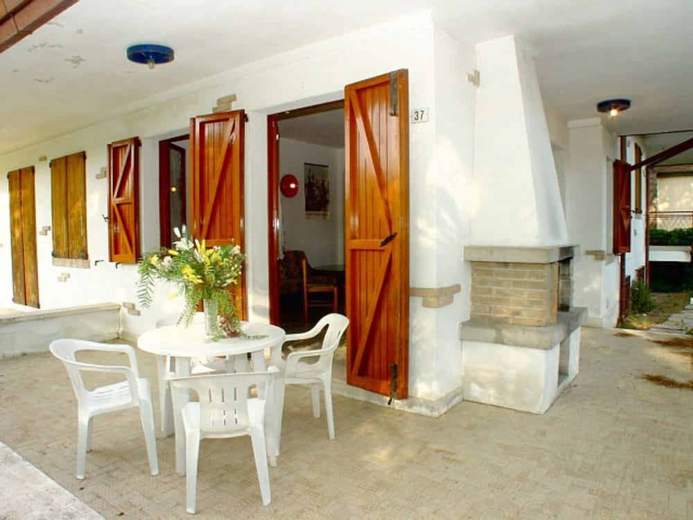 Villa, 2 Bedrooms, Balcony, Garden View