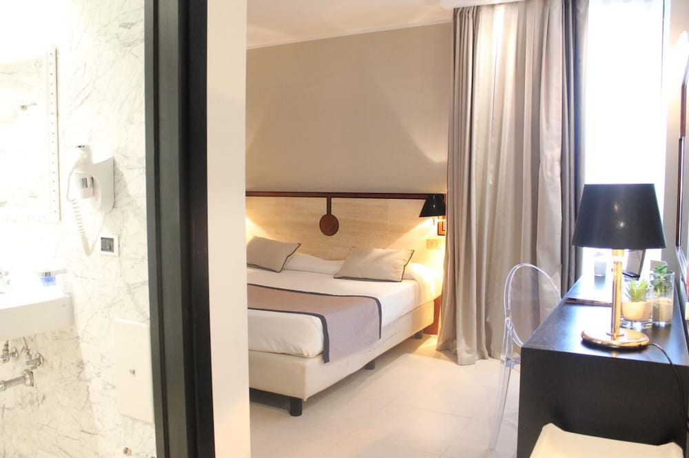 Room with double bed (elegance small) - Photo 4