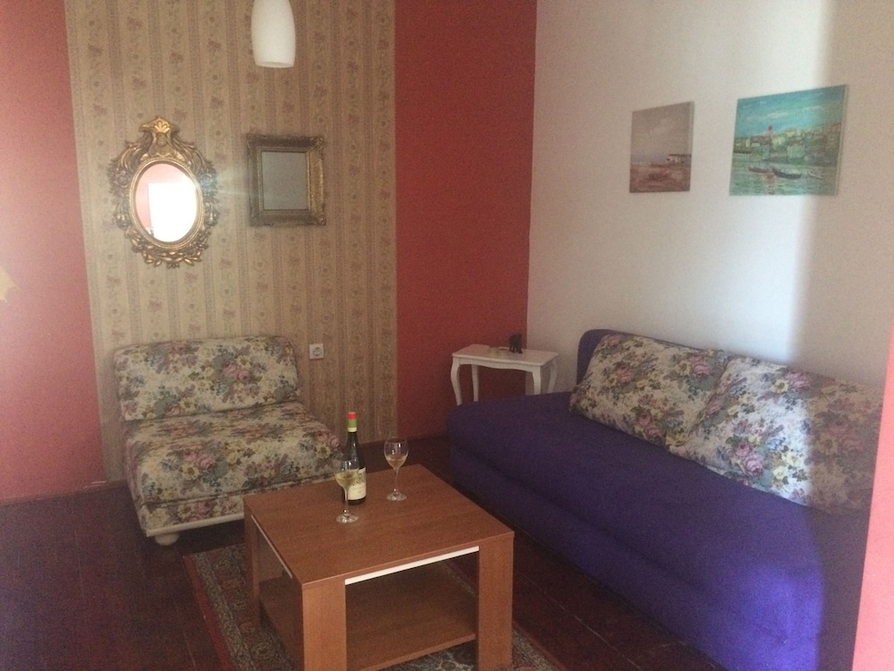 Apartment 2