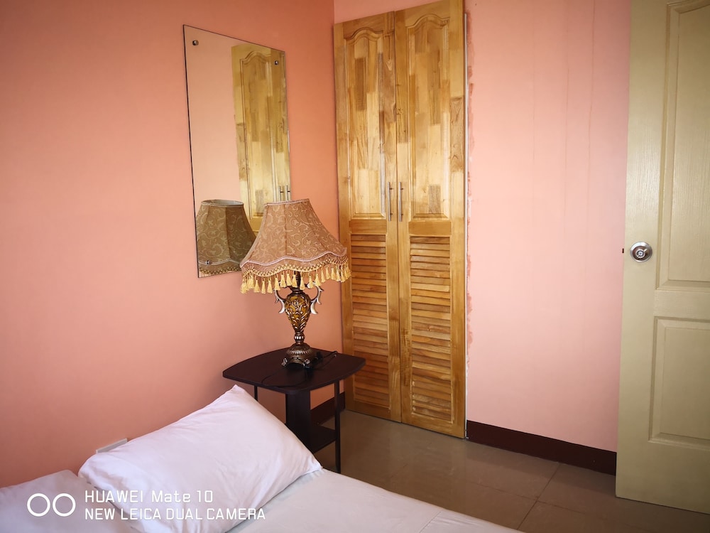 Family Apartment, 1 Bedroom photo 2