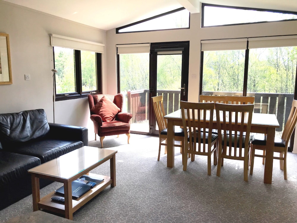 Superior Two Bedroom Woodland Cabin View