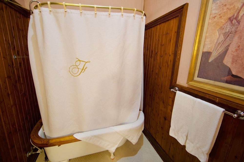 Traditional Room photo 2