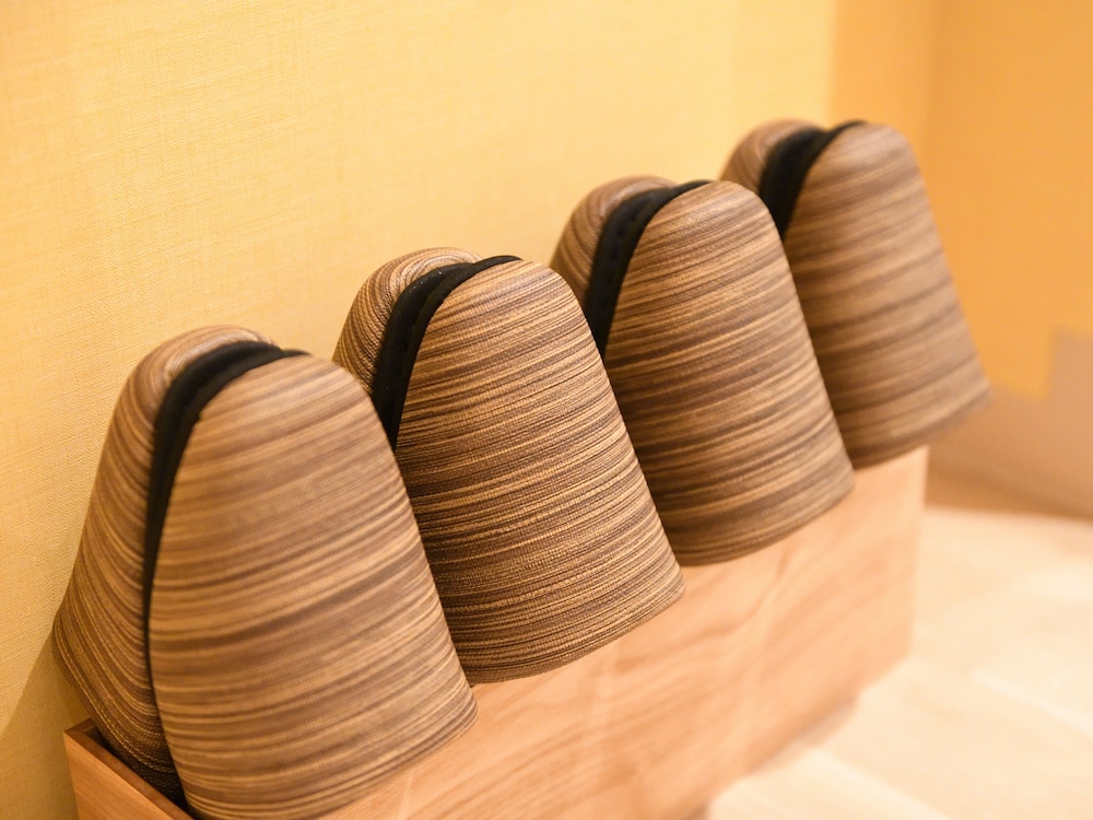 Superior Twin Room, Non Smoking - Photo 9