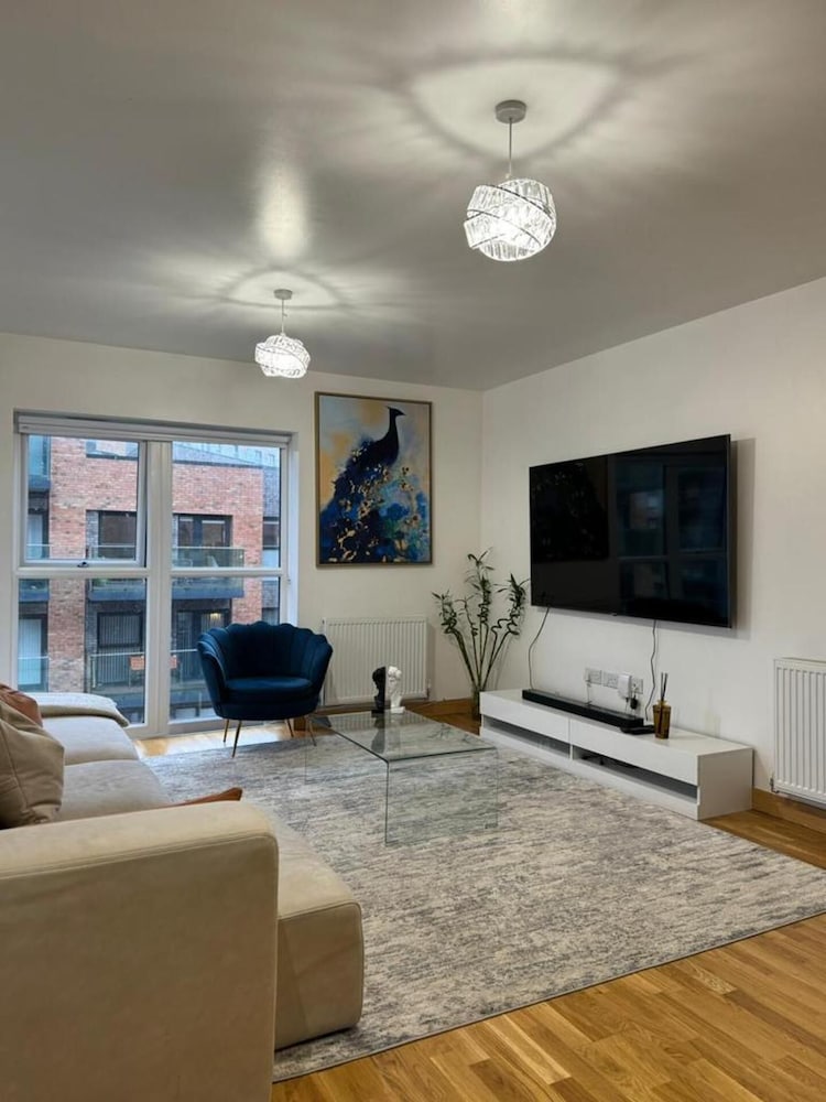 Apartment photo 1