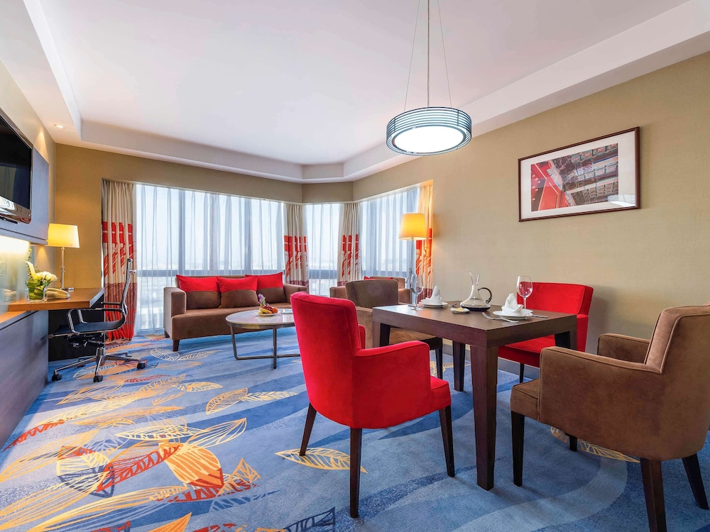 Premier Suite - Photo 3