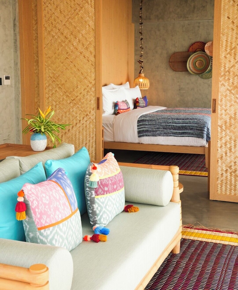 Garden Villa King