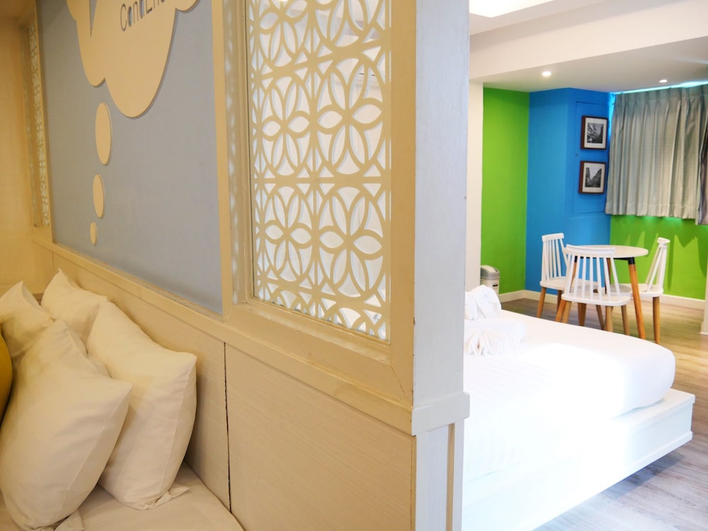 Family Room - Photo 22